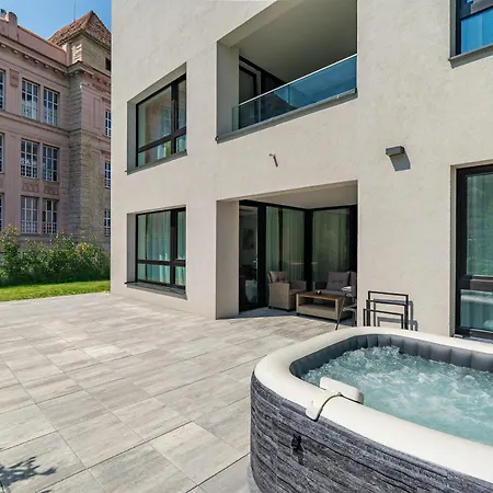 Fabulous With Garden Terrace Lejlighed Bratislava