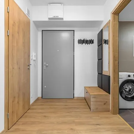 Fabulous With Garden Terrace Apartamento