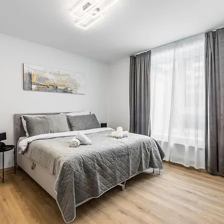 Fabulous With Terrace & Free Parking Apartment Bratislava