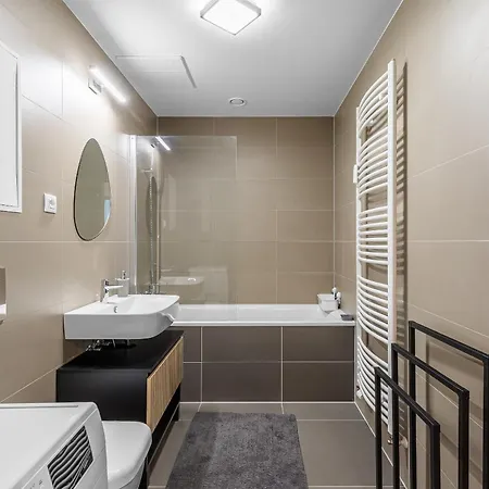 Apartmán Fabulous With Terrace & Free Parking