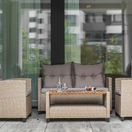 Fabulous With Terrace & Free Parking شقة *