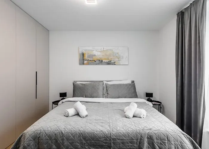 Fabulous Apartment With Terrace & Free Parking ブラチスラヴァ