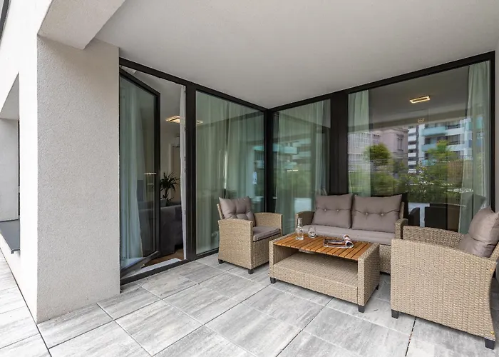 アパート Fabulous Apartment With Terrace & Free Parking