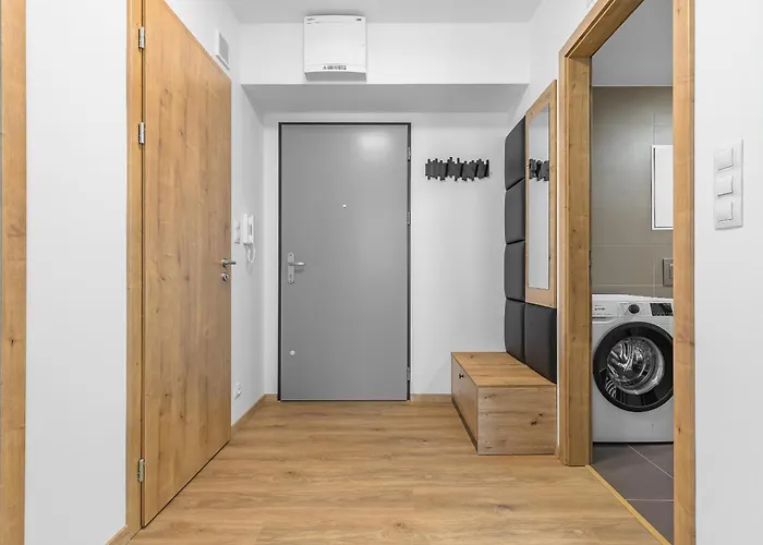 アパート Fabulous Apartment With Terrace & Free Parking ブラチスラヴァ