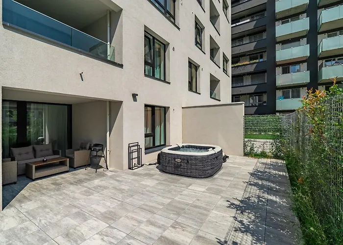 Fabulous Apartment With Terrace & Free Parking Bratislava