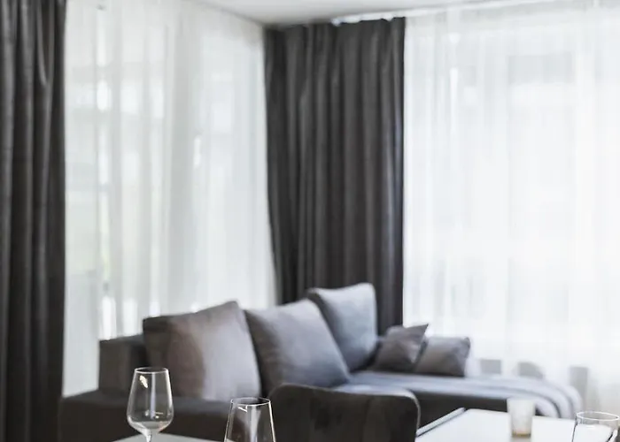 Fabulous Apartment With Terrace & Free Parking